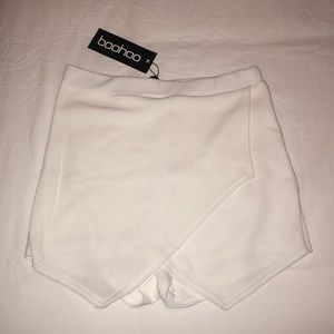 White envelope skirt